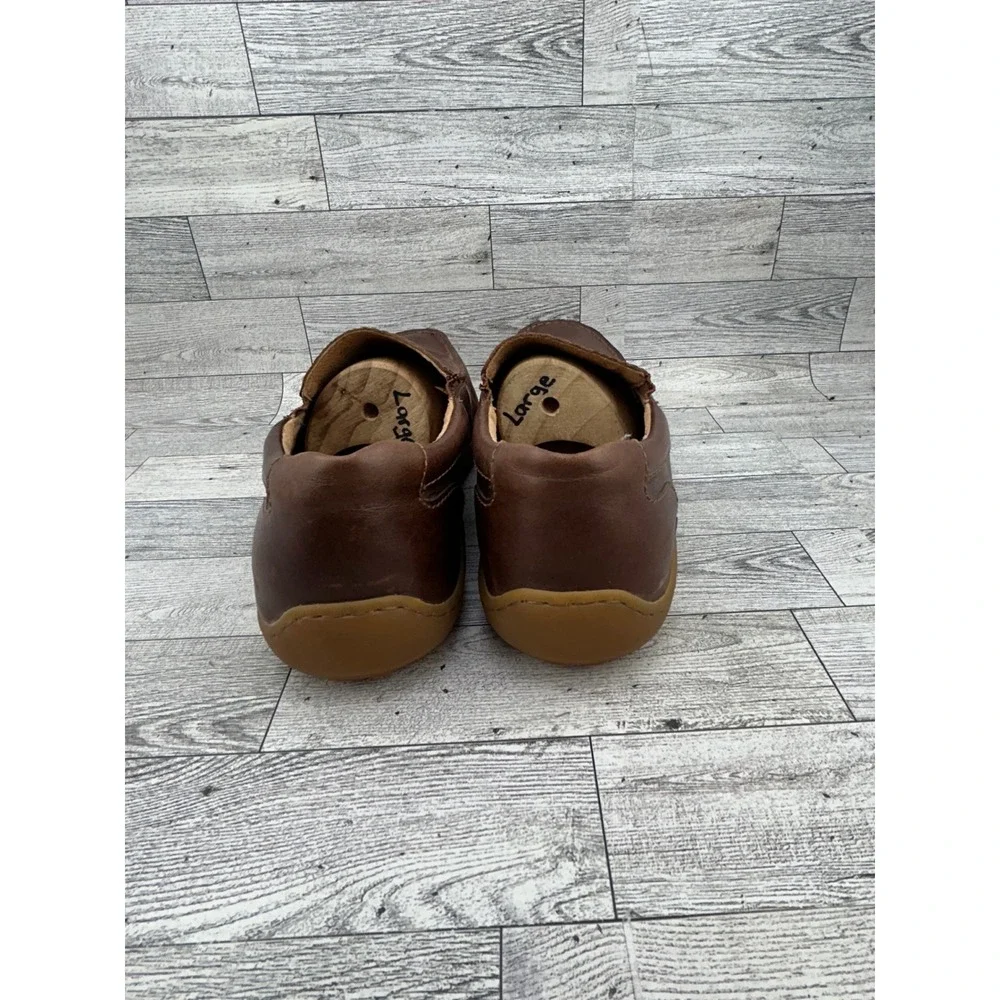 Born Men Brown Leather Moc Toe Slip On Loafers Shoes H44116 Size 9.5‎ M